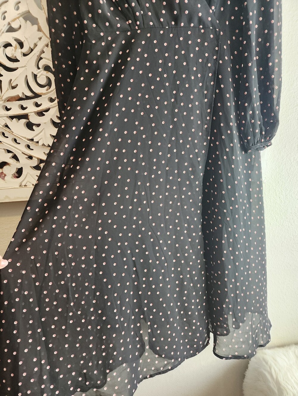 LUCY PARIS POLKA DOT MIDI LONG SHEER SLEEVE SIZE MEDIUM. - Picture 4 of 15